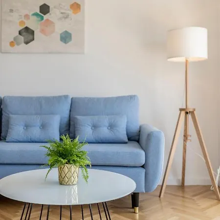 Shades Of Blue Apartment *