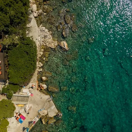 Apartment Shades Of Blue *